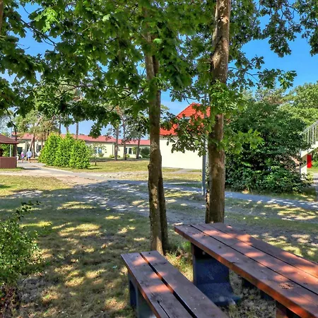 Gorgeous In Apartment Altenkirchen (Mecklenburg-Vorpommern)