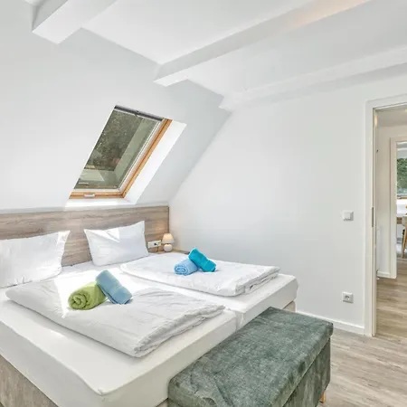 Gorgeous In Apartment Altenkirchen (Mecklenburg-Vorpommern)